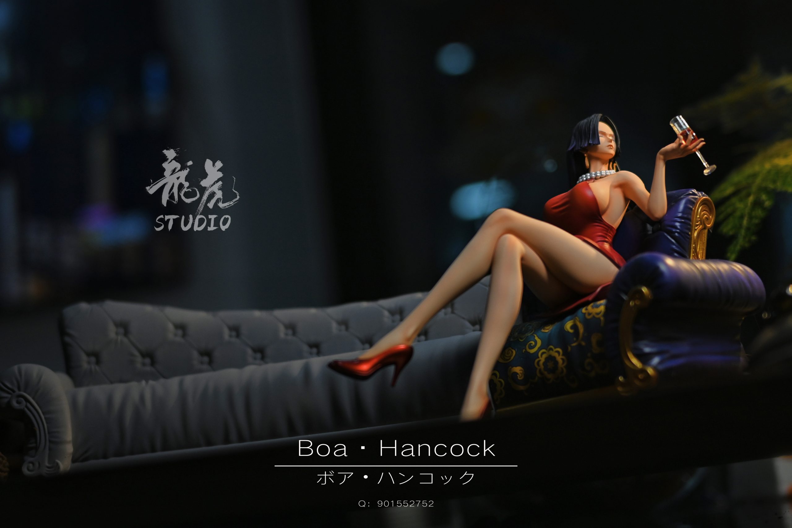 Long Hu Studio – One Piece Pop Sofa #1 Sitting Posture Boa