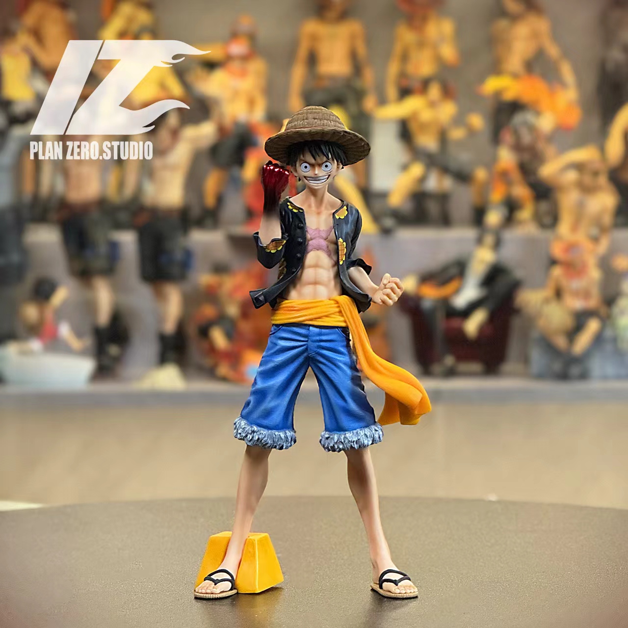 希少‼️ワンピースコレクションLuffys Family8 フィギュア　食玩 IMAGINATION WORKS ONE PIECE Monkey D Luffy 170mm Figure