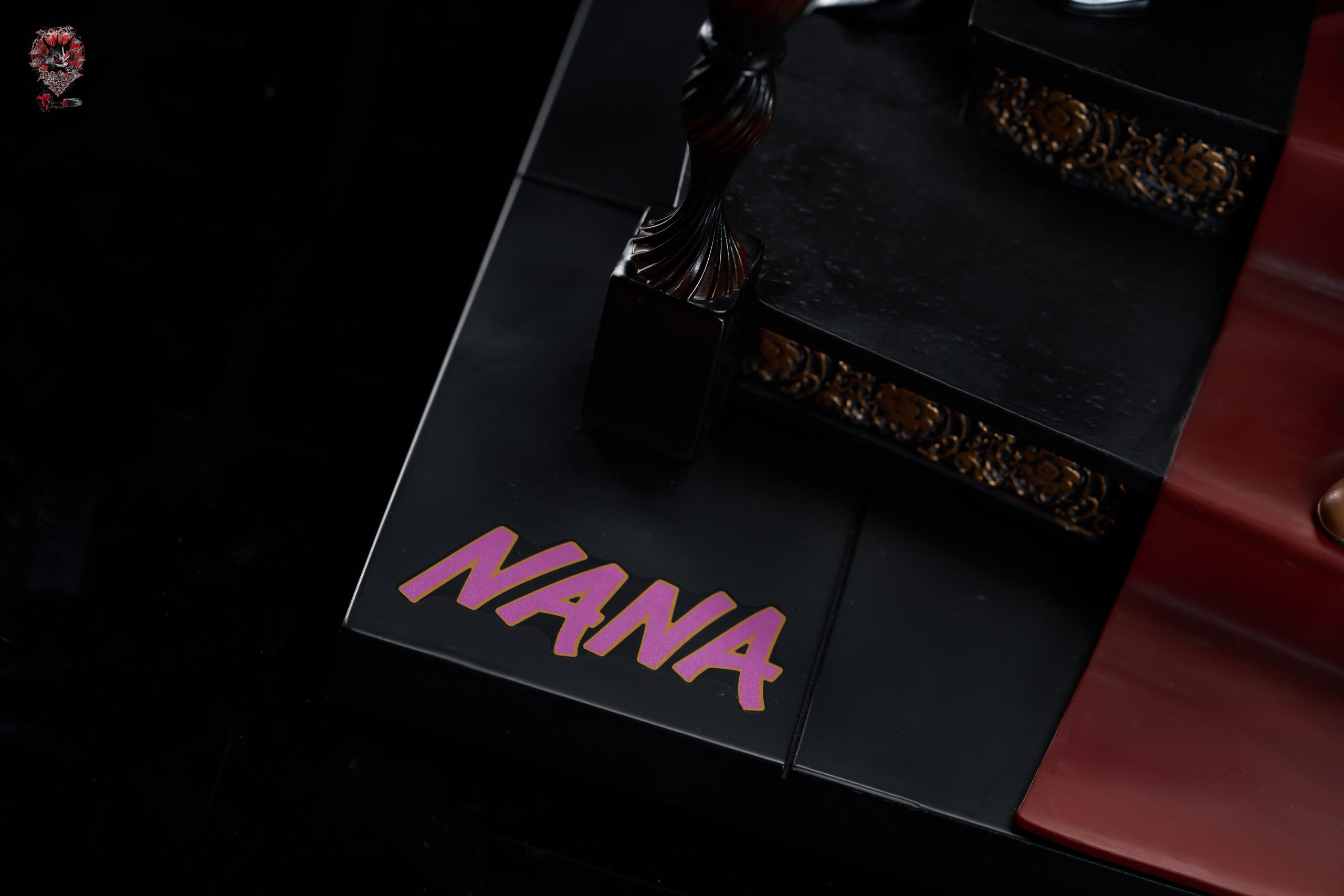 NANAページ Weare A Design Studio – NANA 2.0 Black Stones Nana